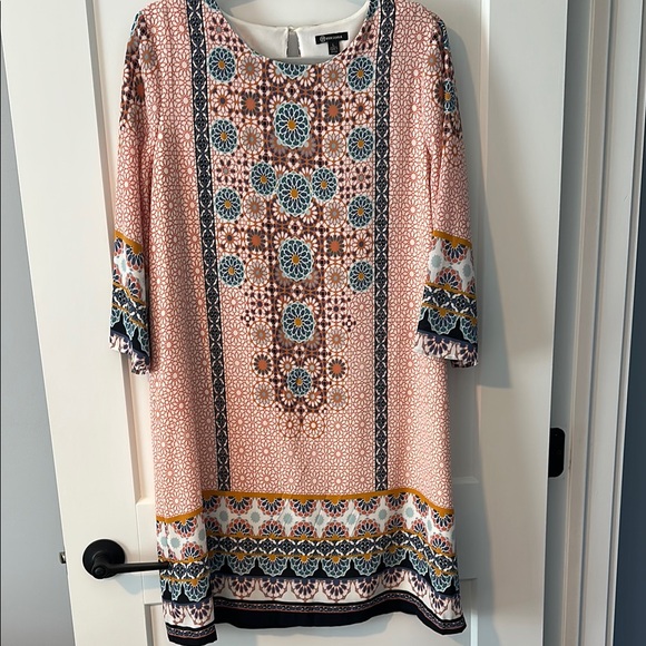 Versona Midi Dress - Picture 1 of 3